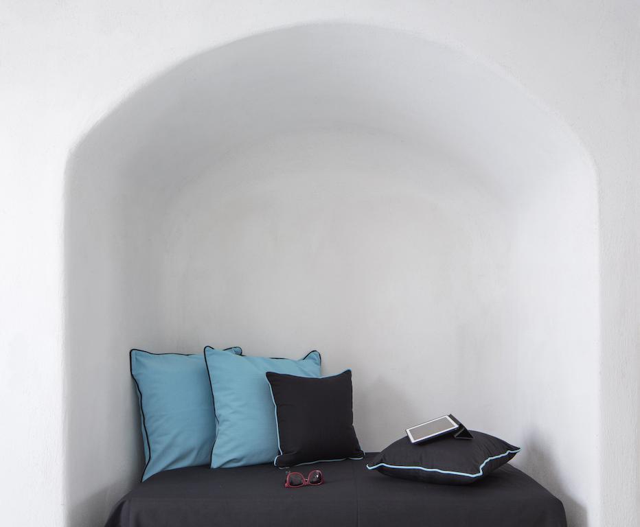 Aisling Micro Hotel Oia Екстериор снимка
