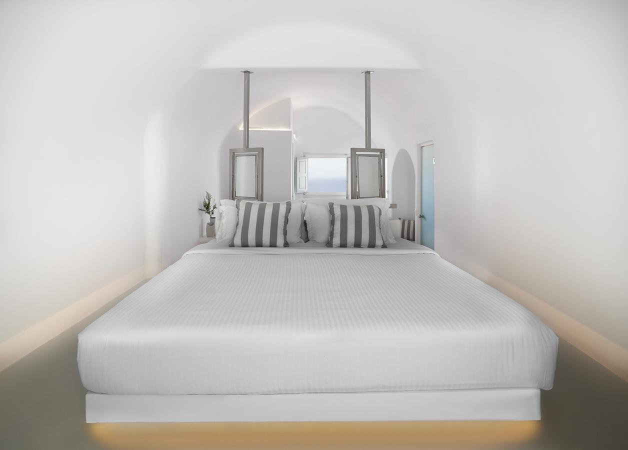 Aisling Micro Hotel Oia Екстериор снимка